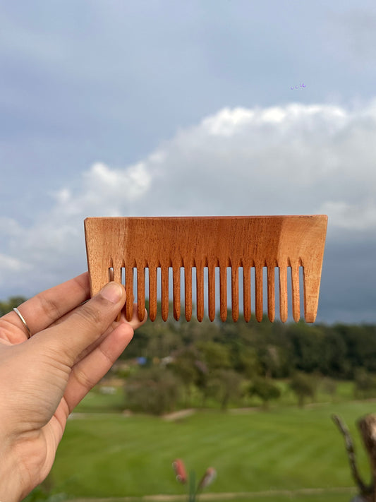 Need Wood Shampoo Comb